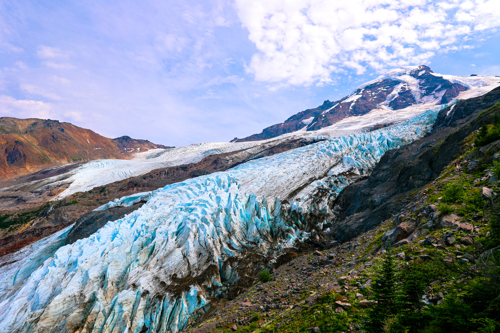 Coleman glacier on Mount Baker as seen from Heliotrope Ridge Trail in washington