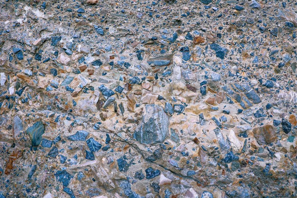 The Mosaic Canyon hike in Death Valley National Park in California, USA. This beautiful canyon features beautiful marble and breccia rocks.