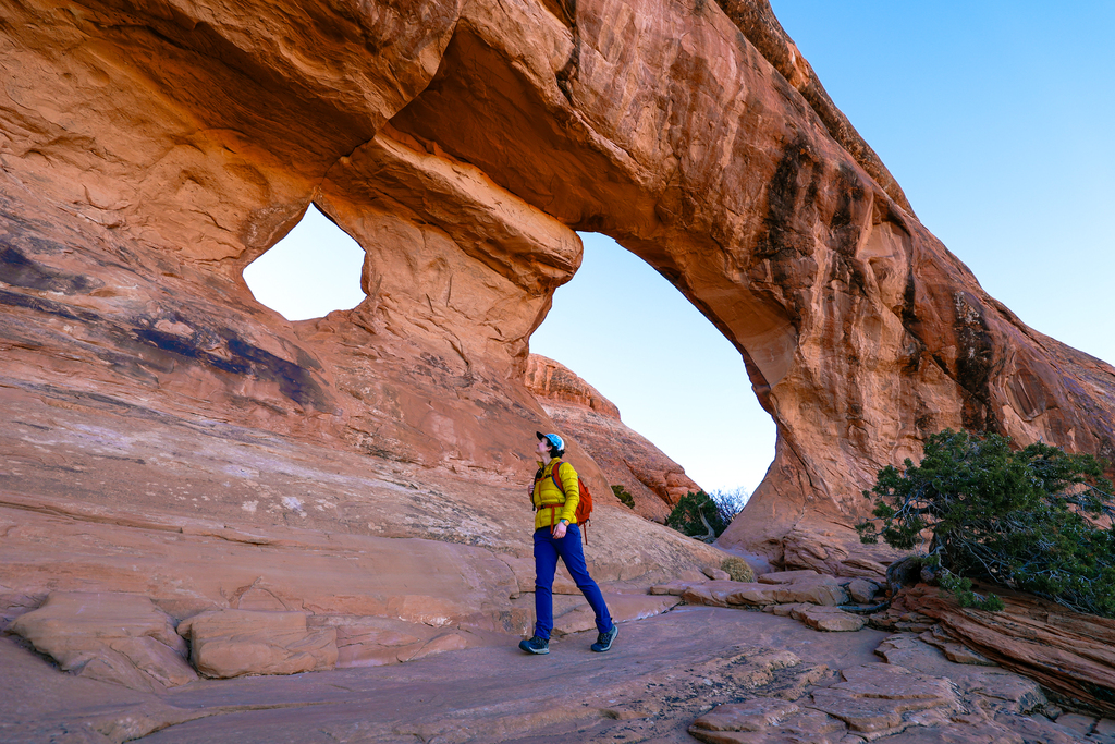 Partition arch in arches national park, located along the devils garden trail