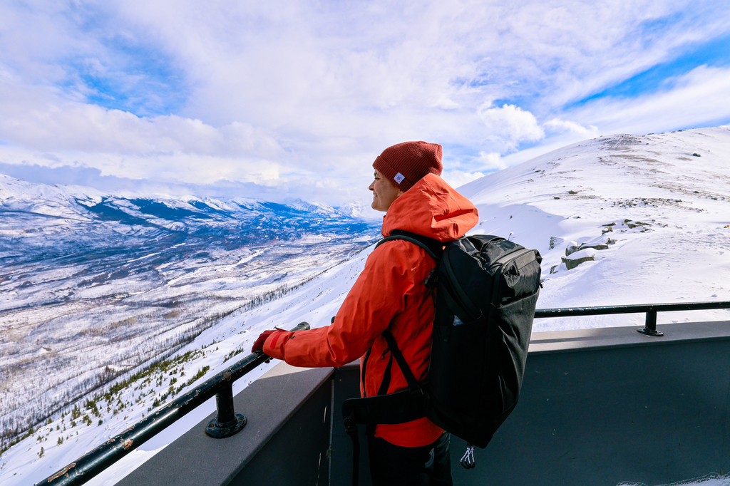 What to pack for visiting Jasper in winter Canada weather clothing