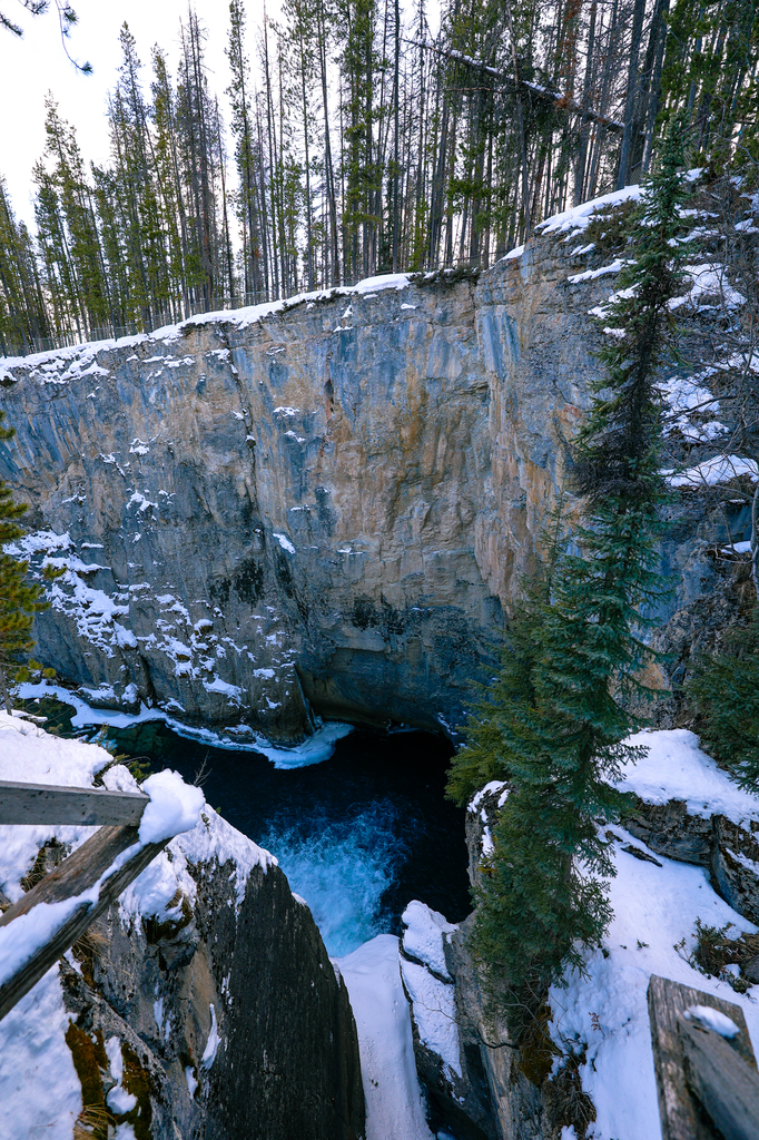 Sunwapta Falls in winter in Jasper National Park