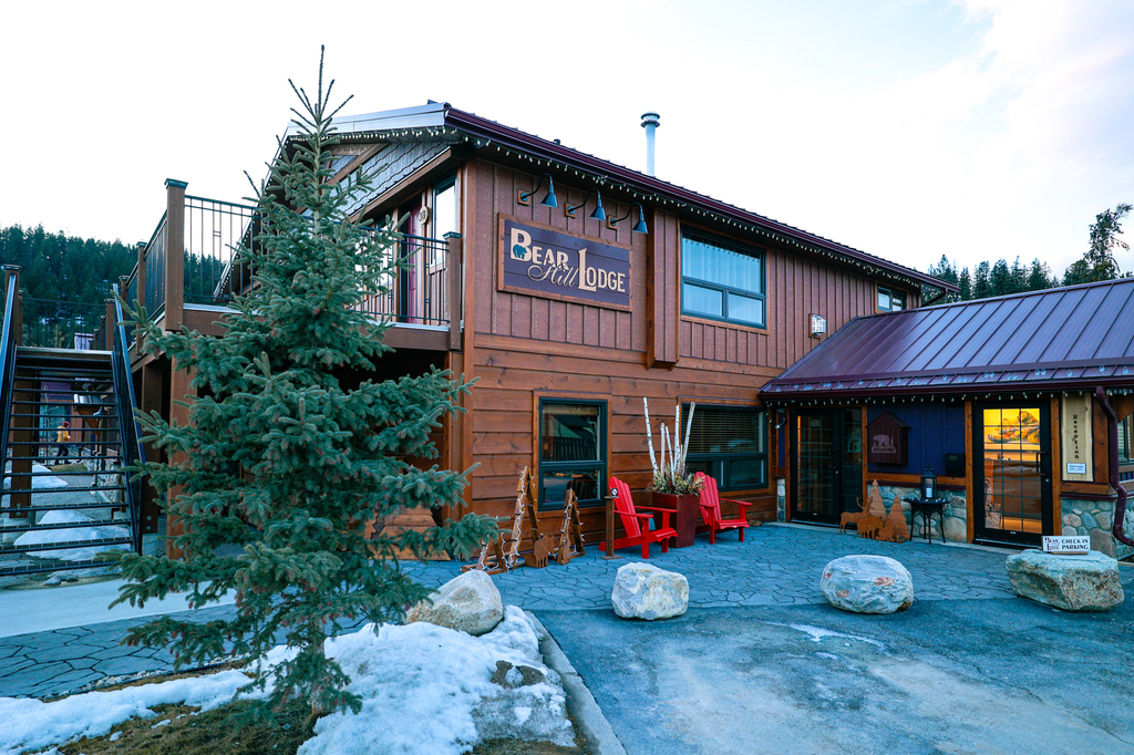 The bear Hill Lodge in downtown Jasper Alberta in winter and spring