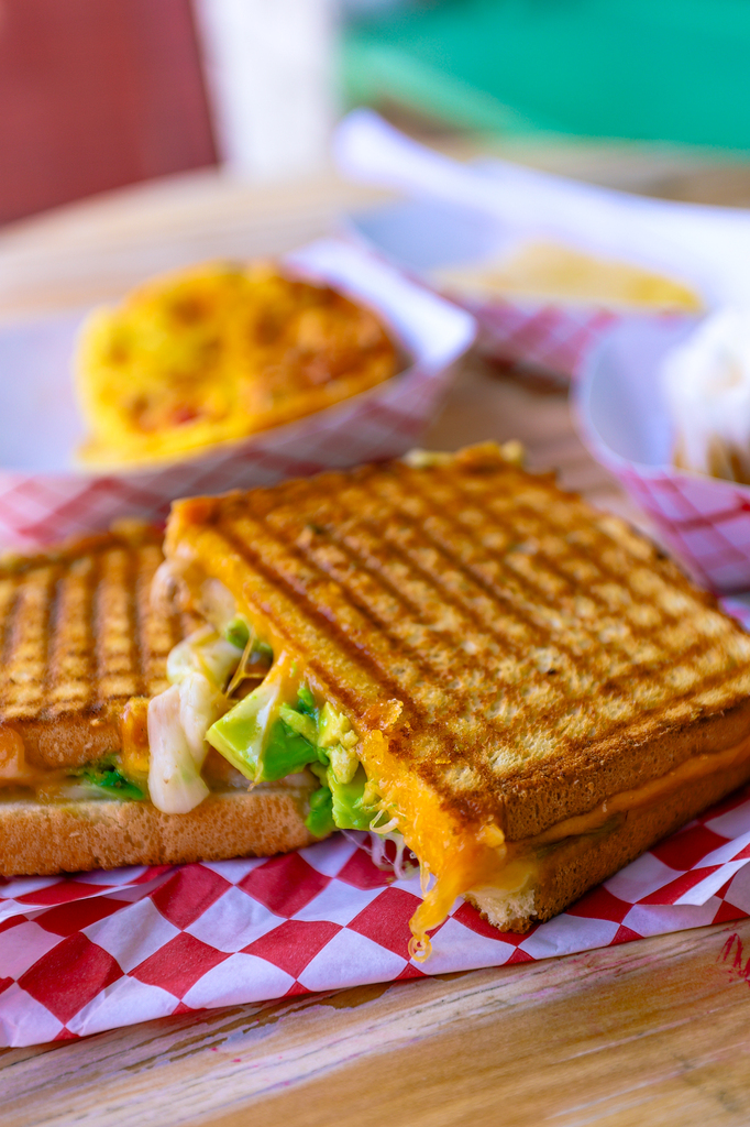 Lunch at Mug Shots Cafe in downtown Oroville California