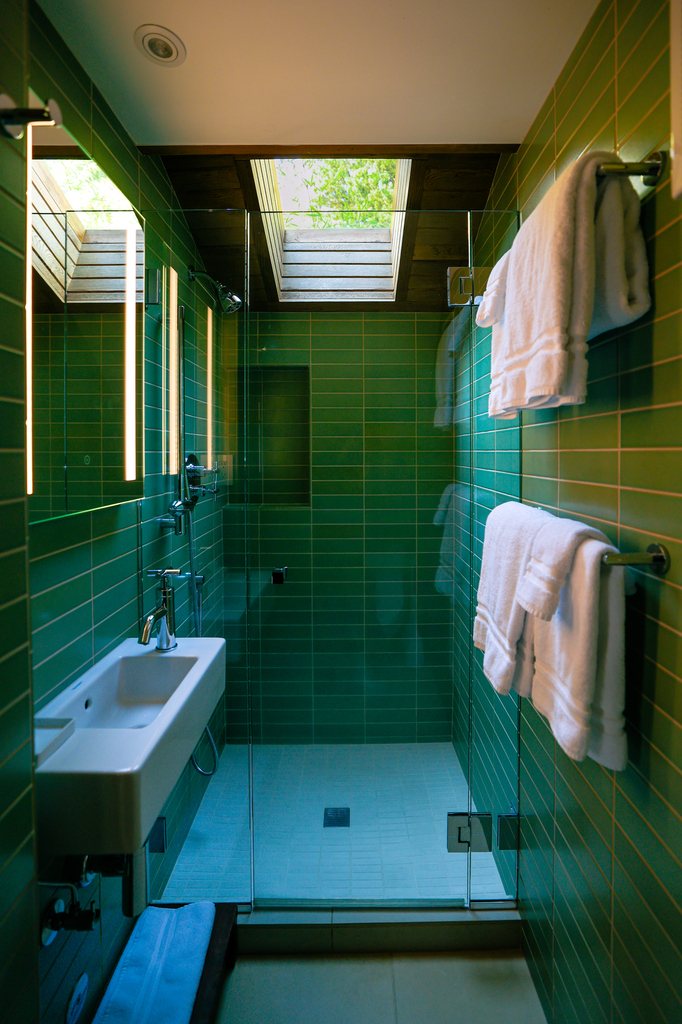 Upscale lodging at Coast Cabins in Manzanita, Oregon