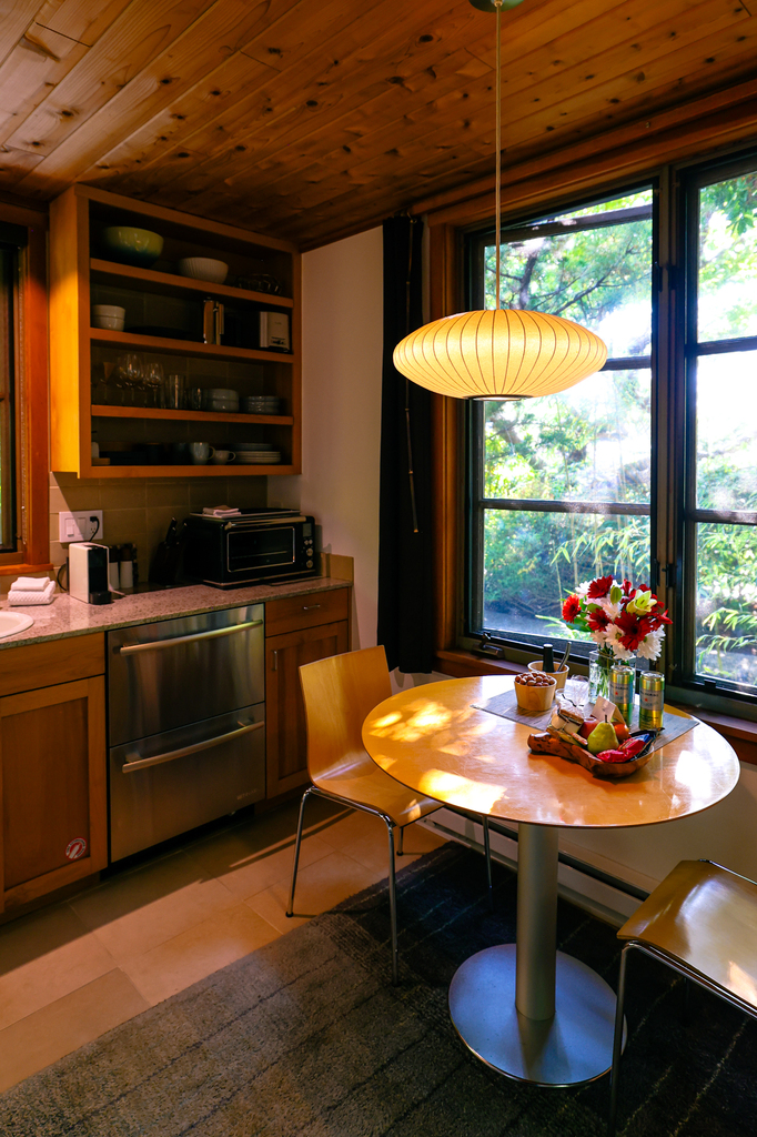 Upscale lodging at Coast Cabins in Manzanita, Oregon