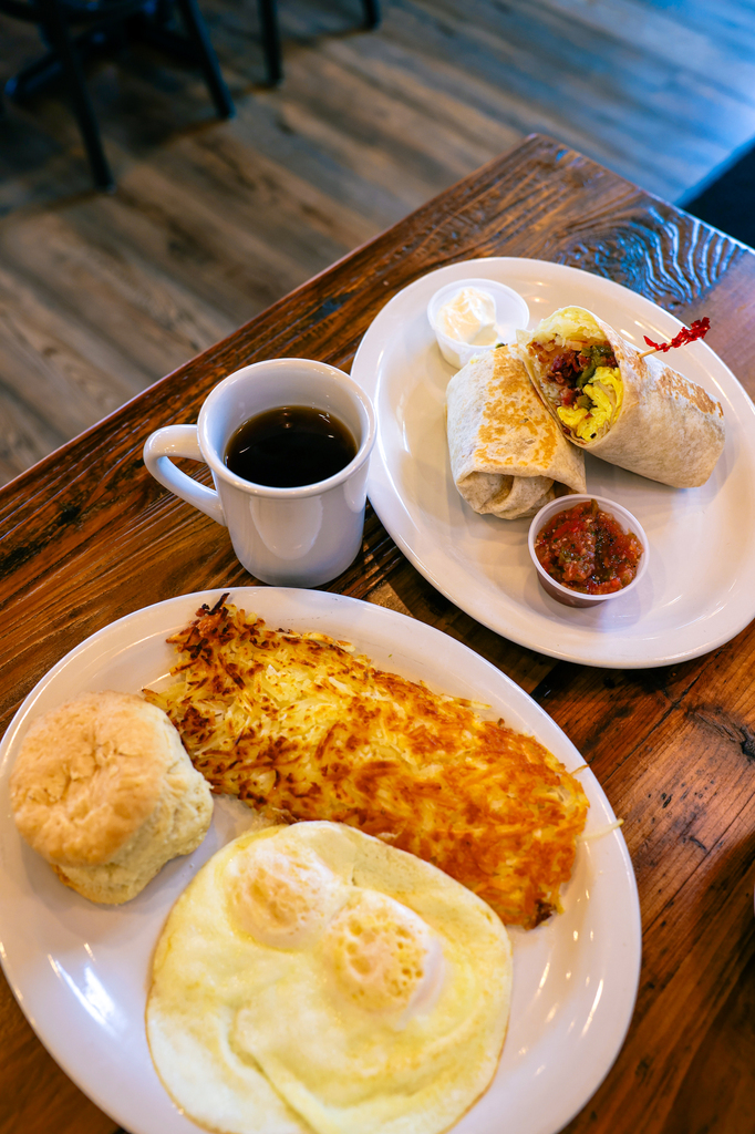 Breakfast at Olmedo’s Patio Café in Garibaldi
