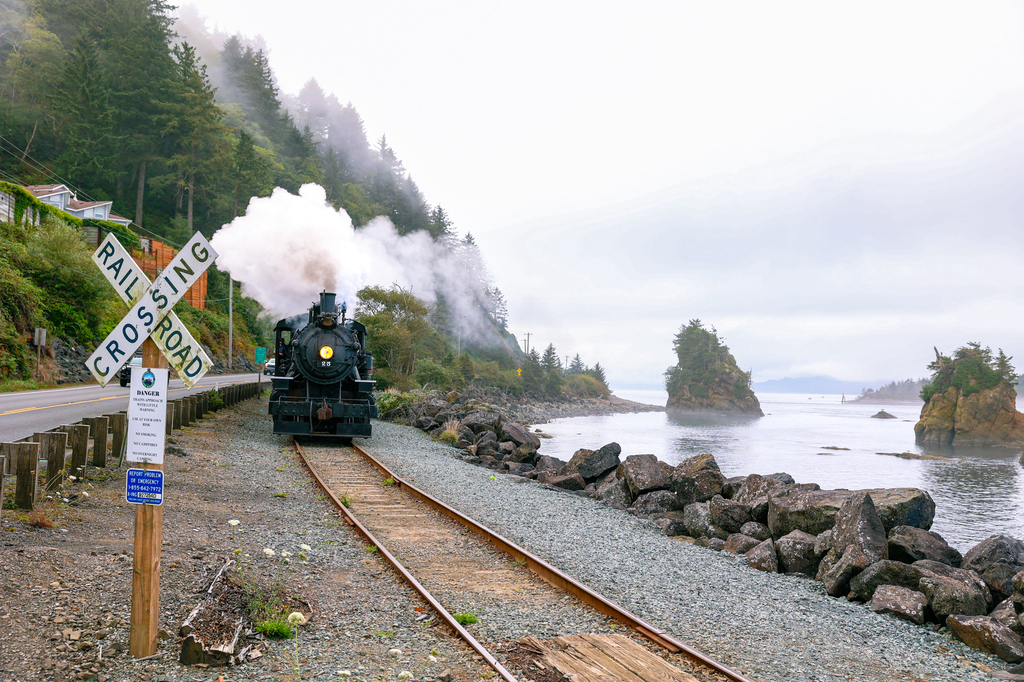 Oregon Coast Scenic Railroad steam engine train ride