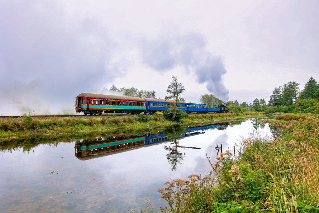Oregon Coast Scenic Railroad steam engine train
