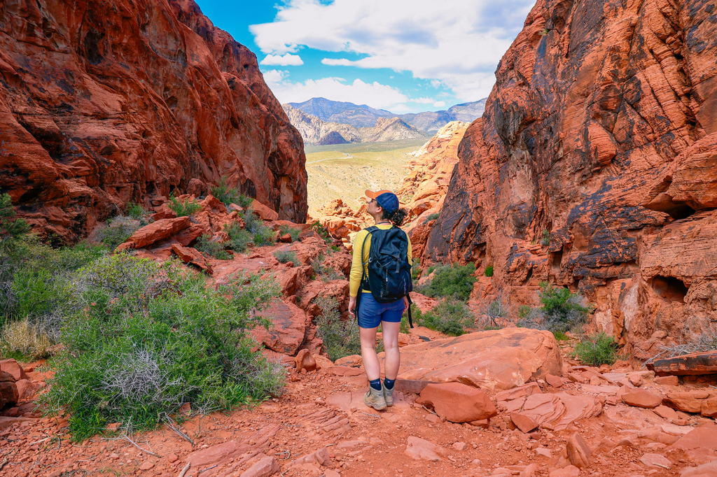 Hiking in Red Rock Canyon National Conservation Area in Las Vegas